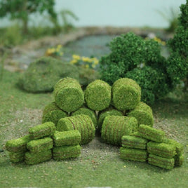 MP Scenery Products 75049 - N Scale - Green Hay Bales 30/pk 10 Rd. and 20 Rec.